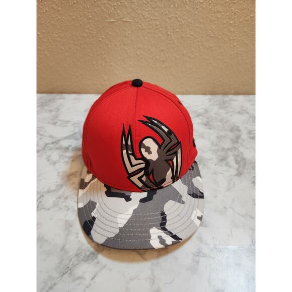 Under Armour Mens Red Ultimate Spider-Man Fitted Marvel Baseball Cap Size‎ M/L - Picture 1 of 7